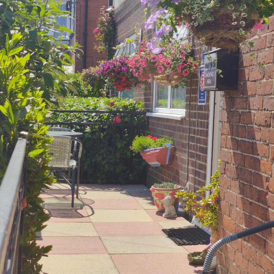 Cameron Court B&B Flamborough Bagian luar foto